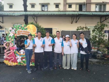 Phát cơm tại Bệnh viện Nhi đồng ngày 02/10/2026